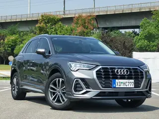 Audi Q3 2022 35 TFSI Aggressive and dynamic exterior photo 3 Audi Q3 2022 35 TFSI Aggressive and dynamic exterior photo 3
