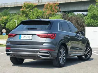 Audi Q3 2022 35 TFSI Aggressive and dynamic exterior photo 6 Audi Q3 2022 35 TFSI Aggressive and dynamic exterior photo 6