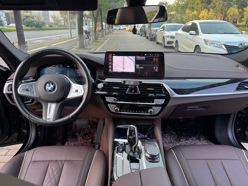 BMW 5 Series 2022 Second change 525Li M Sports suit exterior photo 5 BMW 5 Series 2022 Second change 525Li M Sports suit exterior photo 5