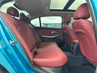 BMW 3 Series 2023 325Li M Sports Night Suit interior photo 11 BMW 3 Series 2023 325Li M Sports Night Suit interior photo 11