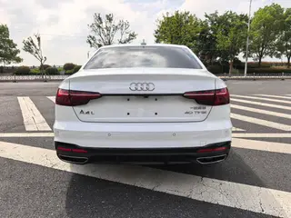 Audi A4L 2025 200 10,000-vehicle Enjoyment Edition 40 TFSI Deluxe Dynamic interior photo 8 Audi A4L 2025 200 10,000-vehicle Enjoyment Edition 40 TFSI Deluxe Dynamic interior photo 8