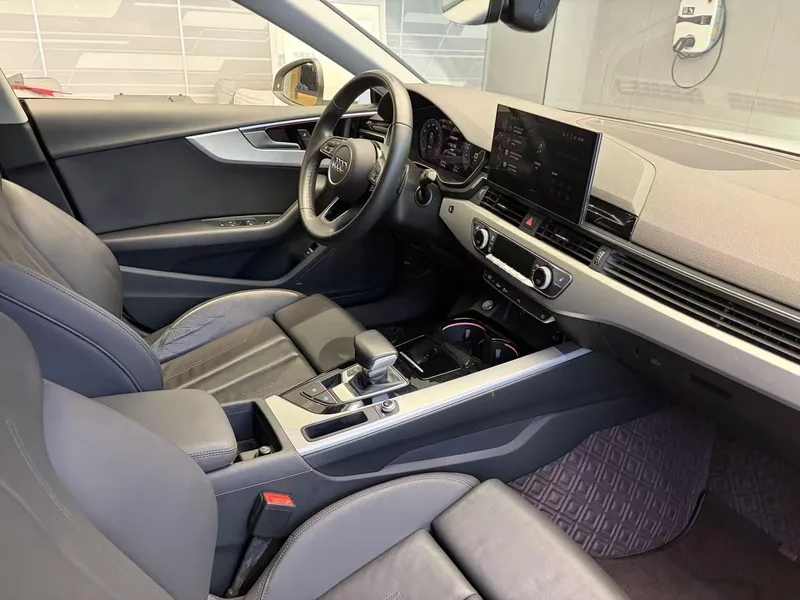 Audi A5 2022 Sportback 40 TFSI Mode dynamique extérieur photo 9 Audi A5 2022 Sportback 40 TFSI Mode dynamique extérieur photo 9