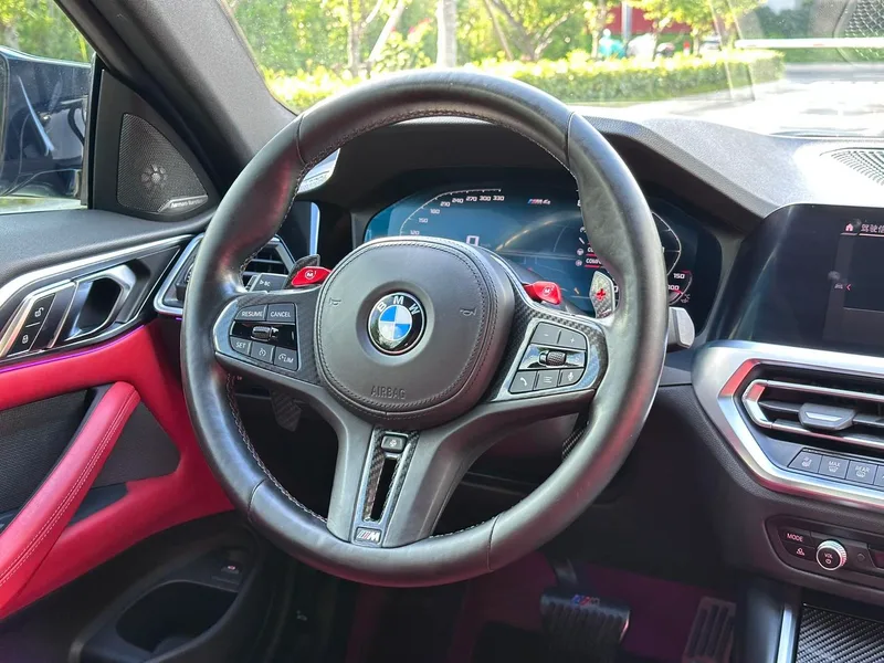 BMW M4 2021 M4 Coupé M xDrive Versión Thunder interior foto 14 BMW M4 2021 M4 Coupé M xDrive Versión Thunder interior foto 14