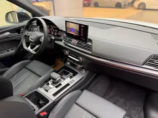 Audi Q5L 2024 40TFSI Type de luxe dynamique intérieur photo 9 Audi Q5L 2024 40TFSI Type de luxe dynamique intérieur photo 9