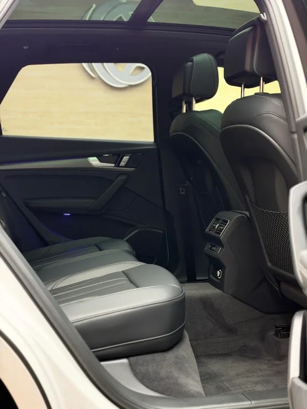 Audi Q5L 2024 40TFSI Type de luxe dynamique intérieur photo 12 Audi Q5L 2024 40TFSI Type de luxe dynamique intérieur photo 12