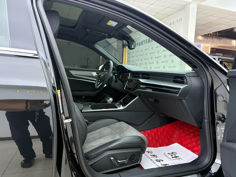 Audi A6L 2023 Restyling 45 TFSI Choose dynamic type interior photo 12 Audi A6L 2023 Restyling 45 TFSI Choose dynamic type interior photo 12