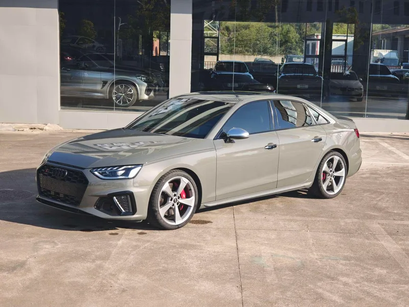 Audi S4 2023 3.0TFSI exterior photo 1 Audi S4 2023 3.0TFSI exterior photo 1