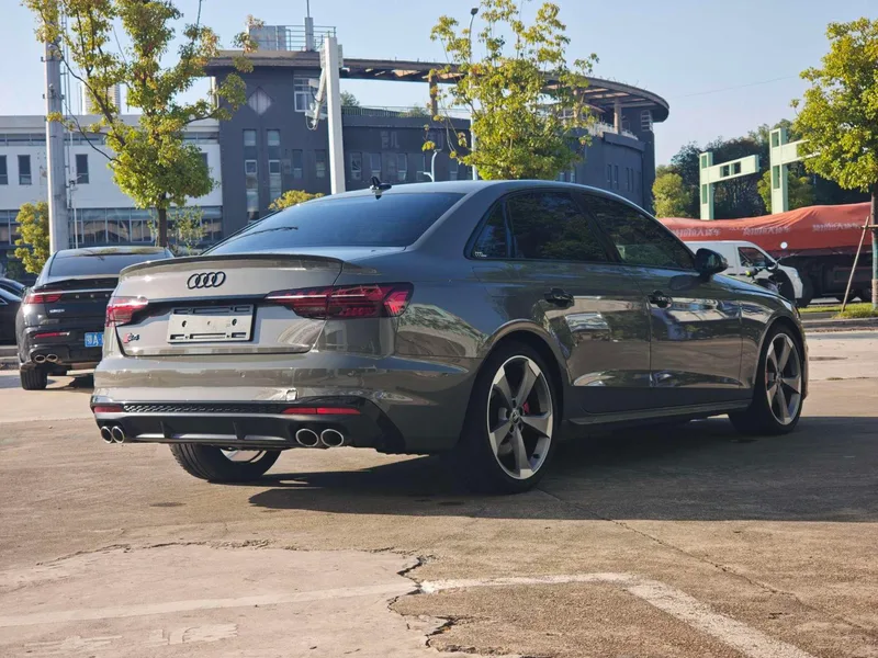 Audi S4 2023 3.0TFSI exterior photo 4 Audi S4 2023 3.0TFSI exterior photo 4