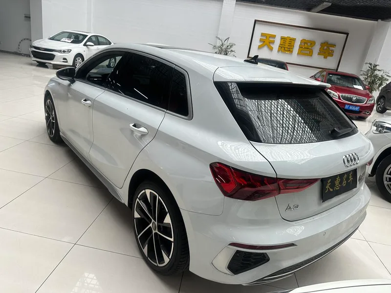 Audi A3 2022 Sportback 35 TFSI Fashion Sport interior photo 15 Audi A3 2022 Sportback 35 TFSI Fashion Sport interior photo 15