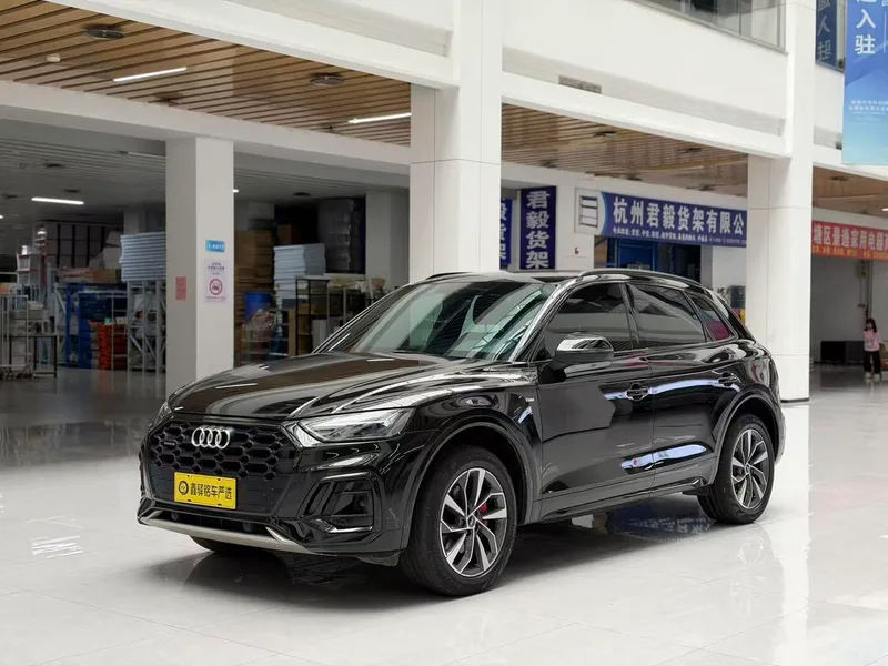 Audi Q5L 2024 40TFSI Deluxe Dynamic exterior photo 1 Audi Q5L 2024 40TFSI Deluxe Dynamic exterior photo 1