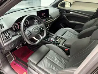 Audi Q5L 2024 40TFSI Deluxe Dynamic interior photo 12 Audi Q5L 2024 40TFSI Deluxe Dynamic interior photo 12