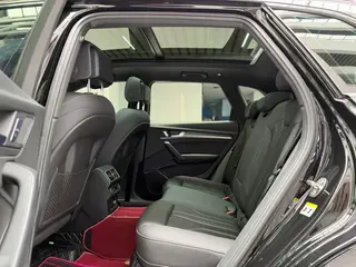 Audi Q5L 2024 40TFSI Deluxe Dynamic interior photo 13 Audi Q5L 2024 40TFSI Deluxe Dynamic interior photo 13