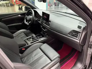Audi Q5L 2024 40TFSI Deluxe Dynamic interior photo 18 Audi Q5L 2024 40TFSI Deluxe Dynamic interior photo 18