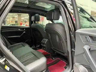 Audi Q5L 2024 40TFSI Deluxe Dynamic interior photo 19 Audi Q5L 2024 40TFSI Deluxe Dynamic interior photo 19