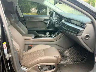 Audi A8 2022 A8L 50 TFSI quattro Comfort Collection Edition exterior photo 6 Audi A8 2022 A8L 50 TFSI quattro Comfort Collection Edition exterior photo 6