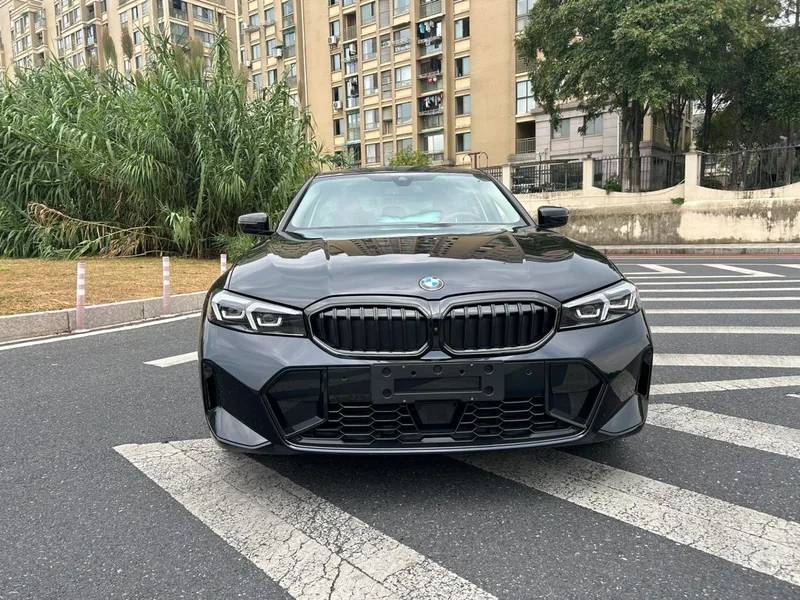 BMW 3 Series 2025 330Li M Sports Night Suit exterior photo 2 BMW 3 Series 2025 330Li M Sports Night Suit exterior photo 2
