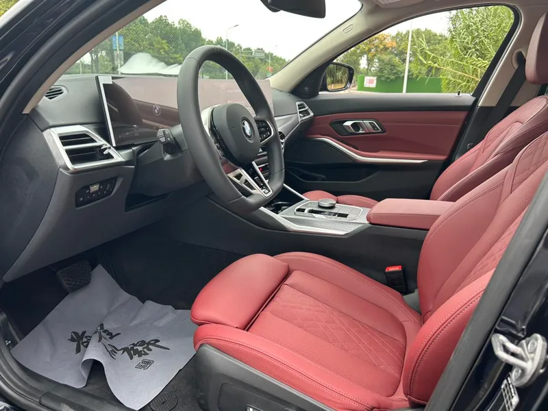 BMW 3 Series 2025 330Li M Sports Night Suit exterior photo 5 BMW 3 Series 2025 330Li M Sports Night Suit exterior photo 5