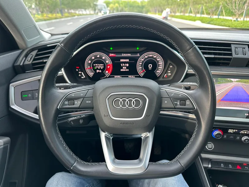Audi Q3 2022 35 TFSI Fashion dynamic type exterior photo 9 Audi Q3 2022 35 TFSI Fashion dynamic type exterior photo 9