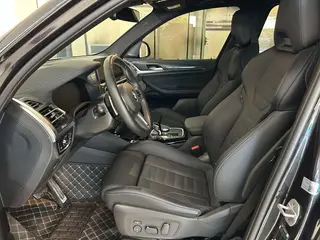 BMW X3 2022 Reforma M40i interior foto 8