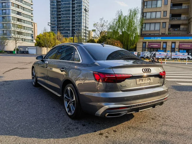 Audi A4L 2023 40 TFSI Tipo dinámico de moda exterior foto 2 Audi A4L 2023 40 TFSI Tipo dinámico de moda exterior foto 2
