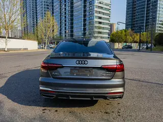 Audi A4L 2023 40 TFSI Tipo dinámico de moda exterior foto 4 Audi A4L 2023 40 TFSI Tipo dinámico de moda exterior foto 4