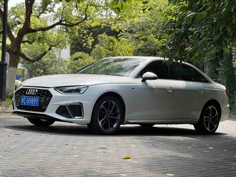 Audi A4L 2024 40 TFSI Tipo dinámico de moda exterior foto 1 Audi A4L 2024 40 TFSI Tipo dinámico de moda exterior foto 1