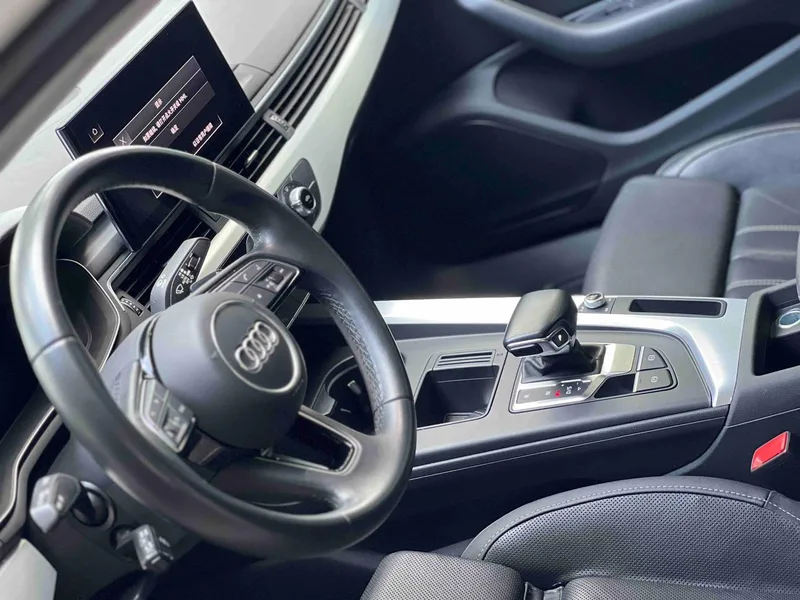 Audi A4L 2024 40 TFSI Tipo dinámico de moda interior foto 9 Audi A4L 2024 40 TFSI Tipo dinámico de moda interior foto 9