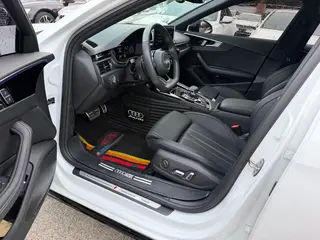 Audi A4L 2024 40 TFSI Deluxe Dynamic interior photo 8 Audi A4L 2024 40 TFSI Deluxe Dynamic interior photo 8
