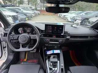 Audi A4L 2024 40 TFSI Deluxe Dynamic interior photo 11 Audi A4L 2024 40 TFSI Deluxe Dynamic interior photo 11