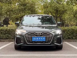 Audi A3 2023 Reforma Sportback 35 TFSI Estilo deportivo de moda exterior foto 2 Audi A3 2023 Reforma Sportback 35 TFSI Estilo deportivo de moda exterior foto 2