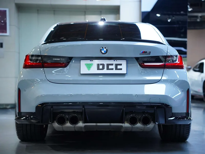 BMW M3 2024 M3 four-door sedan M xDrive Thunder Edition interior photo 14 BMW M3 2024 M3 four-door sedan M xDrive Thunder Edition interior photo 14