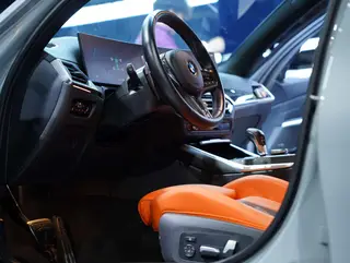 BMW M3 2023 M3 four-door sedan M xDrive Thunder Edition interior photo 16 BMW M3 2023 M3 four-door sedan M xDrive Thunder Edition interior photo 16