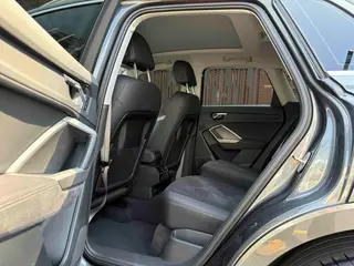Audi Q3 2023 35 TFSI Fashion dynamic type (1.5T) interior photo 12 Audi Q3 2023 35 TFSI Fashion dynamic type (1.5T) interior photo 12