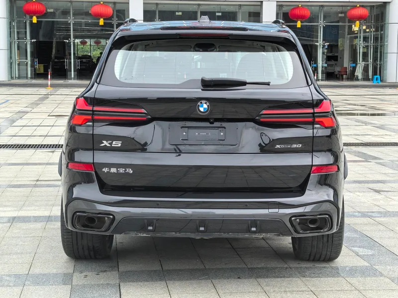 BMW X5 2025 xDrive30Li Premium Class M Sports Night Suit exterior photo 6 BMW X5 2025 xDrive30Li Premium Class M Sports Night Suit exterior photo 6