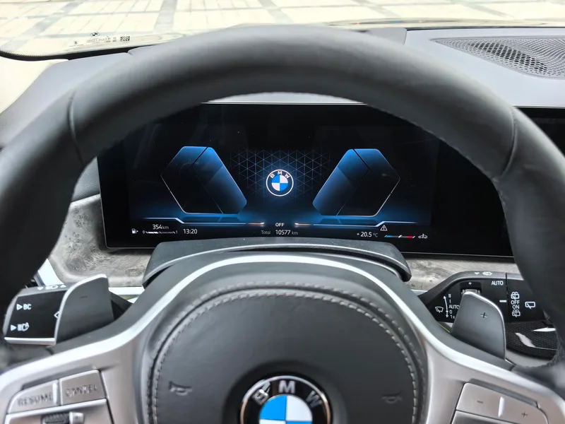 BMW X5 2025 xDrive30Li Premium Class M Sports Night Suit interior photo 16 BMW X5 2025 xDrive30Li Premium Class M Sports Night Suit interior photo 16