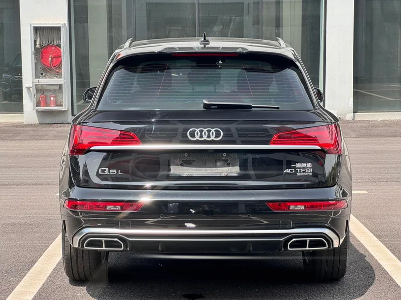 Audi Q5L 2022 40T Deluxe Dynamic exterior photo 5 Audi Q5L 2022 40T Deluxe Dynamic exterior photo 5