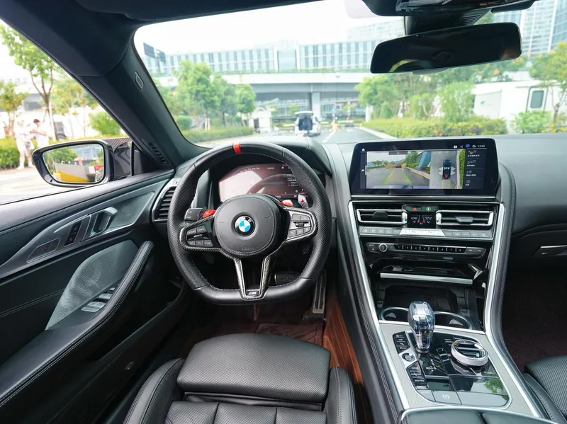 BMW 8 Series 2022 840i xDrive Four-door coupe M Sports suit interior photo 12 BMW 8 Series 2022 840i xDrive Four-door coupe M Sports suit interior photo 12