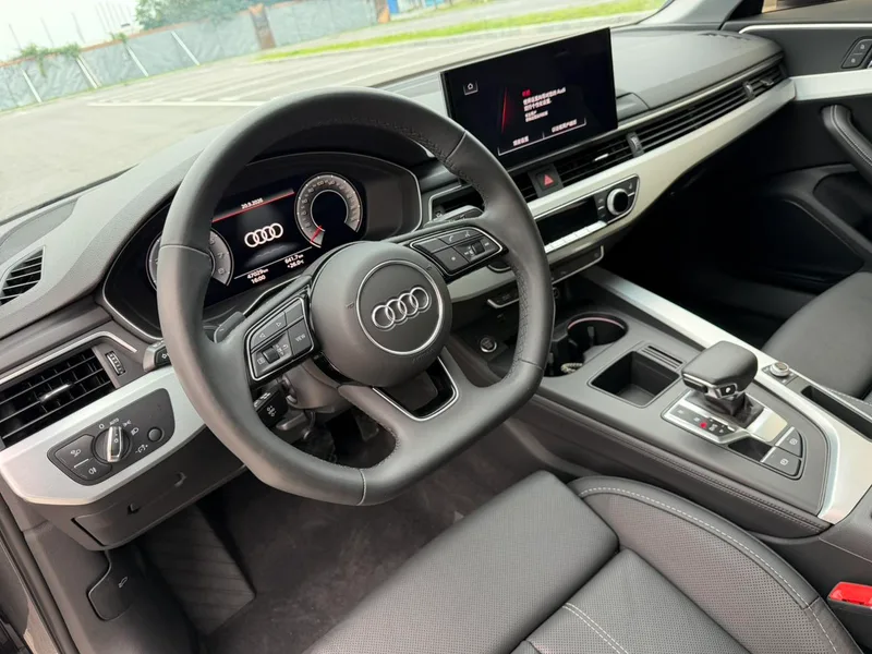 Audi A4L 2022 40 TFSI Deluxe dinámico exterior foto 6 Audi A4L 2022 40 TFSI Deluxe dinámico exterior foto 6