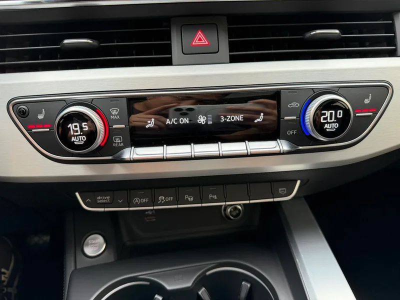 Audi A4L 2022 40 TFSI Deluxe dinámico interior foto 14 Audi A4L 2022 40 TFSI Deluxe dinámico interior foto 14