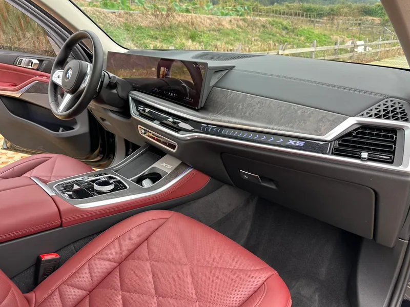 BMW X5 2023 xDrive30Li Premium Class M Sports suit interior photo 12 BMW X5 2023 xDrive30Li Premium Class M Sports suit interior photo 12