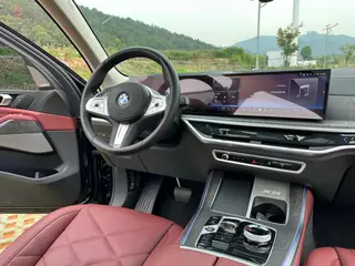 BMW X5 2023 xDrive30Li Premium Class M Sports suit interior photo 15 BMW X5 2023 xDrive30Li Premium Class M Sports suit interior photo 15