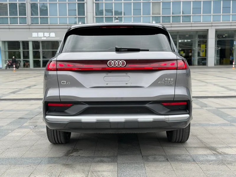 Audi Q6 2023 45TFSI quattro Tipo Qiyun Light Traje de Yulin exterior foto 6 Audi Q6 2023 45TFSI quattro Tipo Qiyun Light Traje de Yulin exterior foto 6