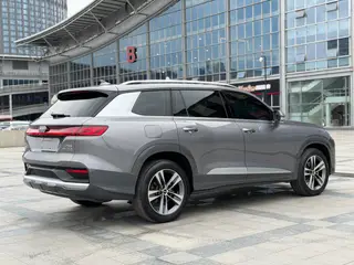 Audi Q6 2023 45TFSI quattro Tipo Qiyun Light Traje de Yulin exterior foto 7 Audi Q6 2023 45TFSI quattro Tipo Qiyun Light Traje de Yulin exterior foto 7
