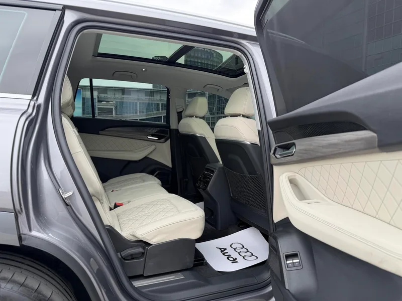Audi Q6 2023 45TFSI quattro Tipo Qiyun Light Traje de Yulin exterior foto 9 Audi Q6 2023 45TFSI quattro Tipo Qiyun Light Traje de Yulin exterior foto 9