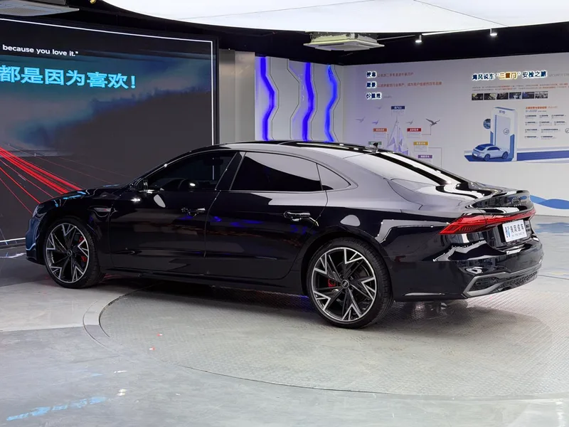 Audi A7L 2024 45 TFSI quattro Black Samurai Edition interior photo 7 Audi A7L 2024 45 TFSI quattro Black Samurai Edition interior photo 7