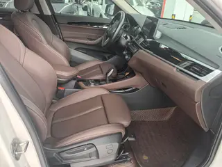BMW X1 2021 Restyling sDrive20Li Fashionable exterior photo 7 BMW X1 2021 Restyling sDrive20Li Fashionable exterior photo 7