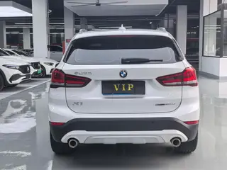 BMW X1 2021 Restyling sDrive20Li Fashionable interior photo 12 BMW X1 2021 Restyling sDrive20Li Fashionable interior photo 12