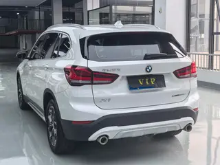 BMW X1 2021 Restyling sDrive20Li Fashionable interior photo 14 BMW X1 2021 Restyling sDrive20Li Fashionable interior photo 14