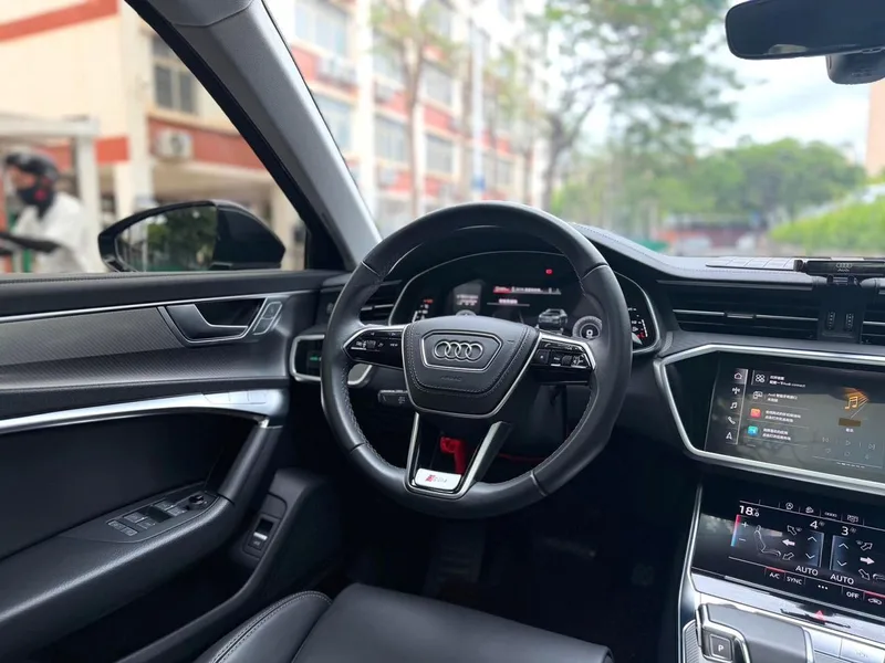 Audi A6L 2024 45 TFSI quattro Elegante y elegante exterior foto 7 Audi A6L 2024 45 TFSI quattro Elegante y elegante exterior foto 7