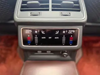 Audi A6L 2024 45 TFSI quattro Elegante y elegante interior foto 8 Audi A6L 2024 45 TFSI quattro Elegante y elegante interior foto 8